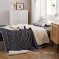 Wholesale luxury solid high quality polyester warm blanket